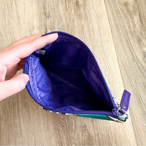Vera Bradley pouch - Picture 2 of 3